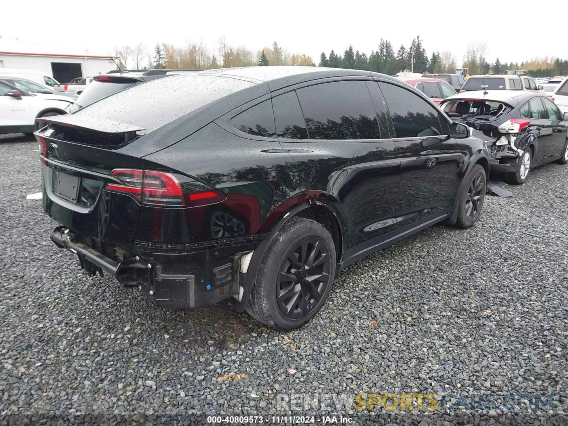 4 Photograph of a damaged car 7SAXCBE53PF378415 TESLA MODEL X 2023