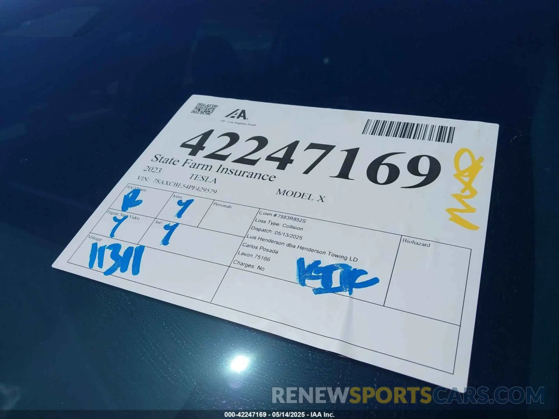 19 Photograph of a damaged car 7SAXCBE54PF429579 TESLA MODEL X 2023