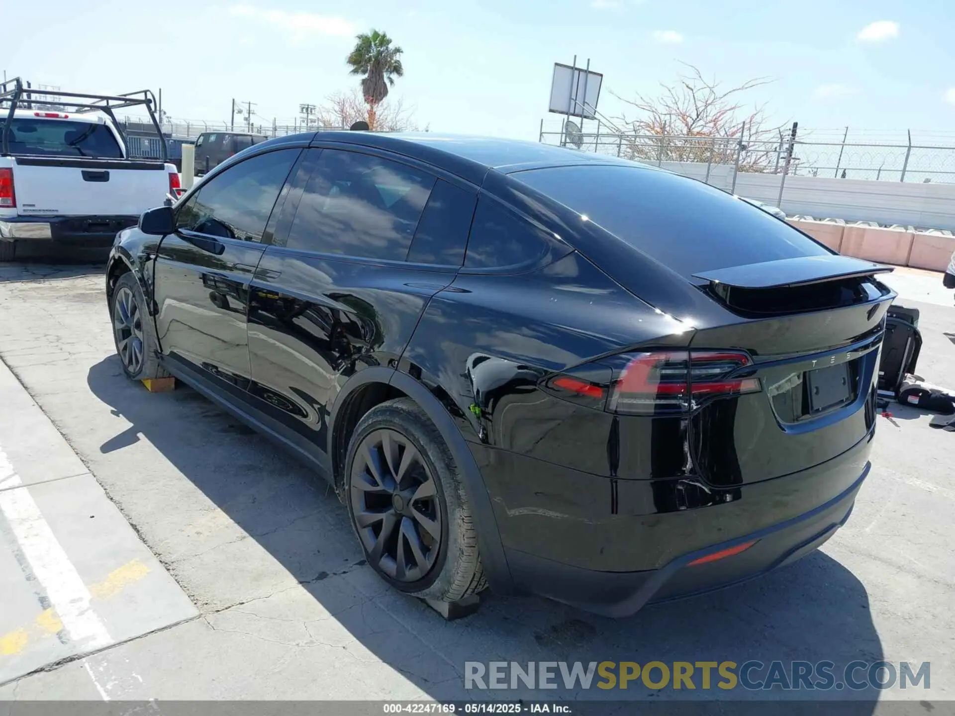 3 Photograph of a damaged car 7SAXCBE54PF429579 TESLA MODEL X 2023