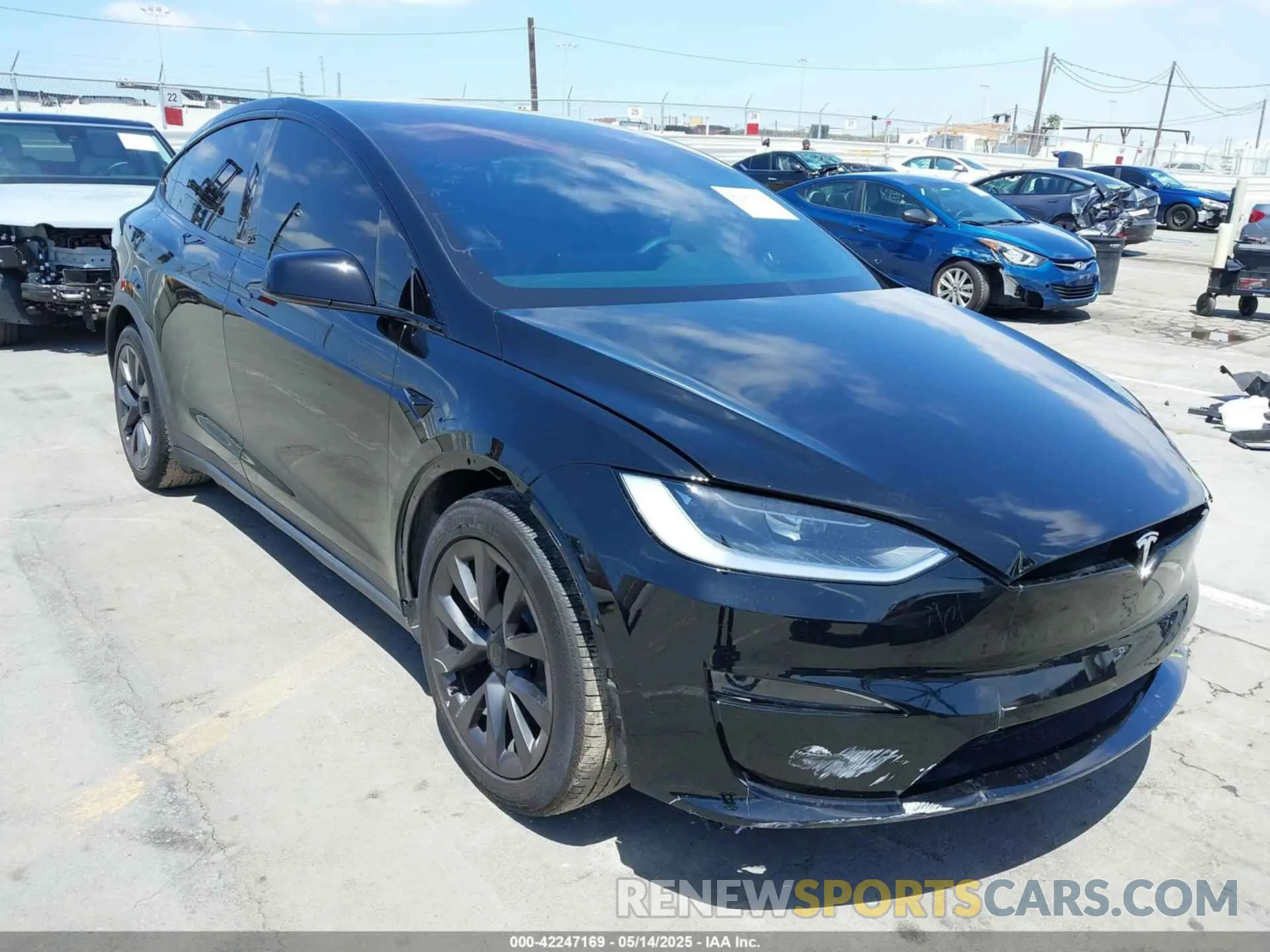 6 Photograph of a damaged car 7SAXCBE54PF429579 TESLA MODEL X 2023