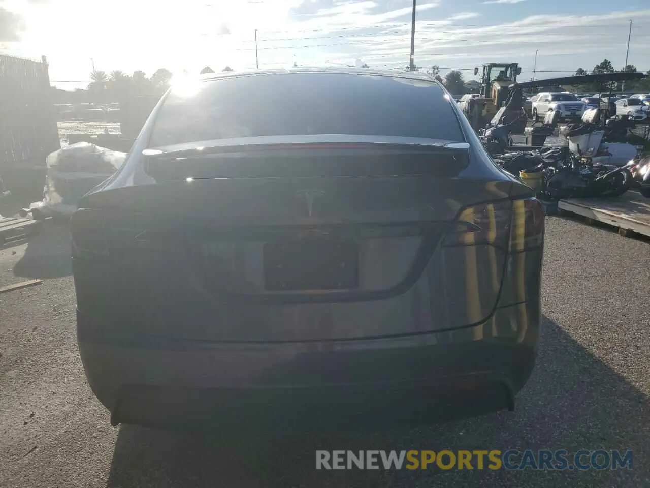 6 Photograph of a damaged car 7SAXCBE55PF365567 TESLA MODEL X 2023
