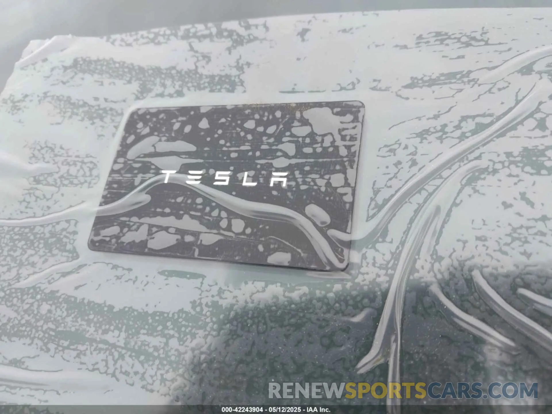 11 Photograph of a damaged car 7SAXCBE56PF368087 TESLA MODEL X 2023