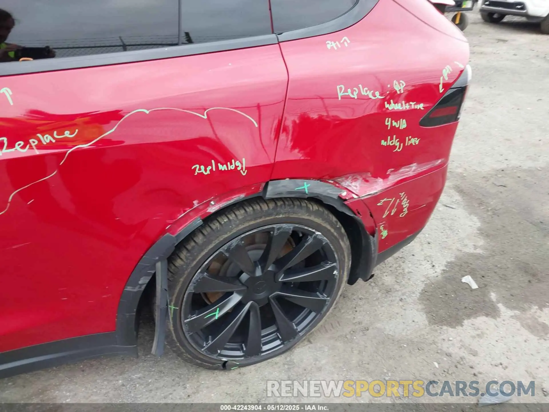 20 Photograph of a damaged car 7SAXCBE56PF368087 TESLA MODEL X 2023