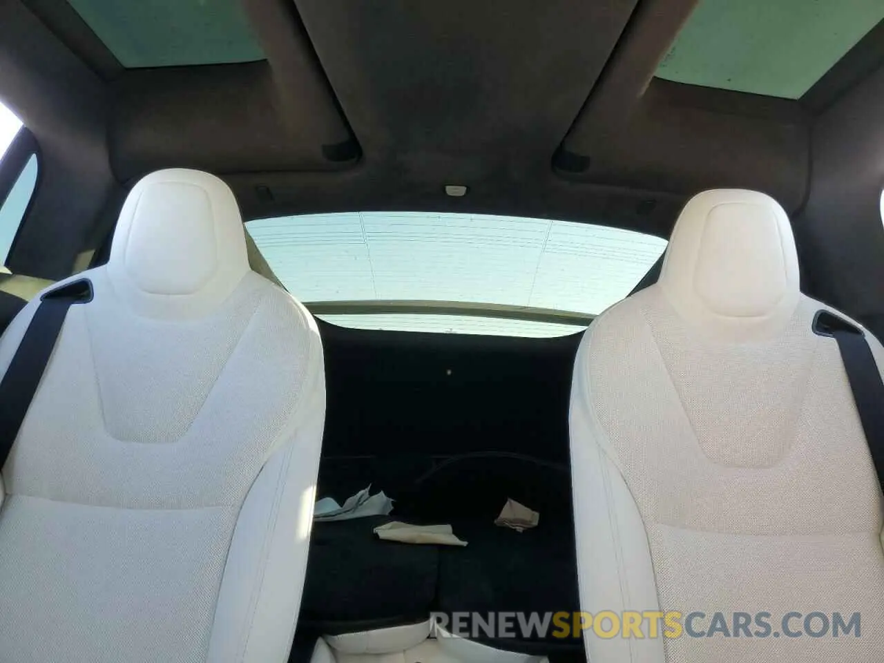 10 Photograph of a damaged car 7SAXCBE58PF383285 TESLA MODEL X 2023
