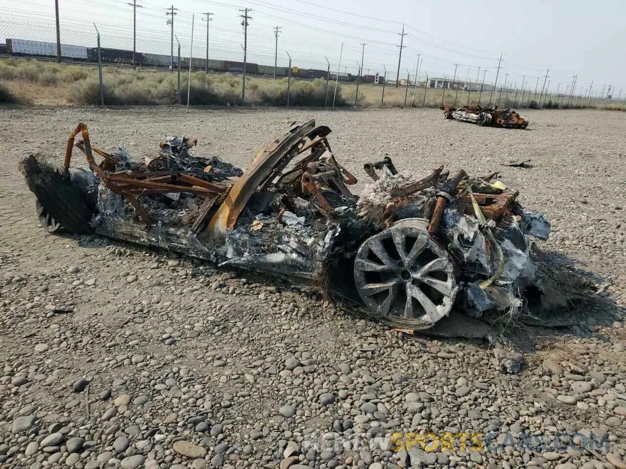 4 Photograph of a damaged car 7SAXCBE58PF385425 TESLA MODEL X 2023