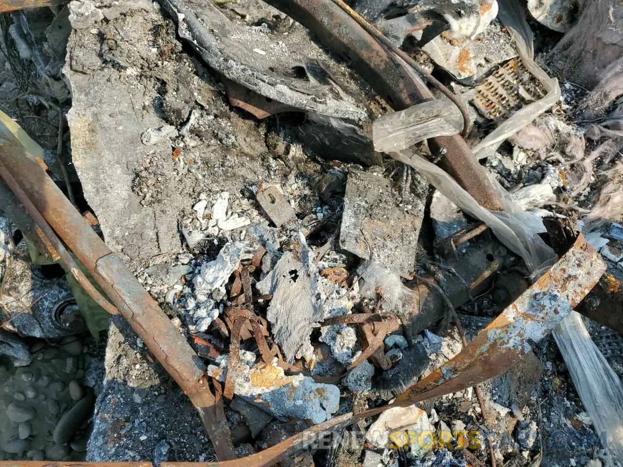 9 Photograph of a damaged car 7SAXCBE58PF385425 TESLA MODEL X 2023