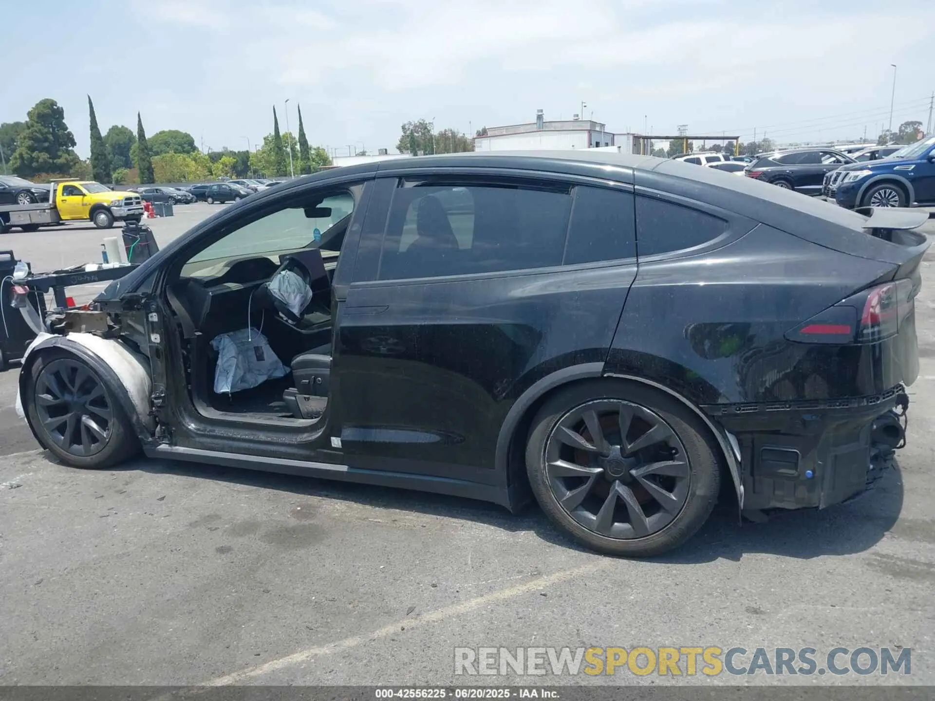 15 Photograph of a damaged car 7SAXCBE59PF395428 TESLA MODEL X 2023