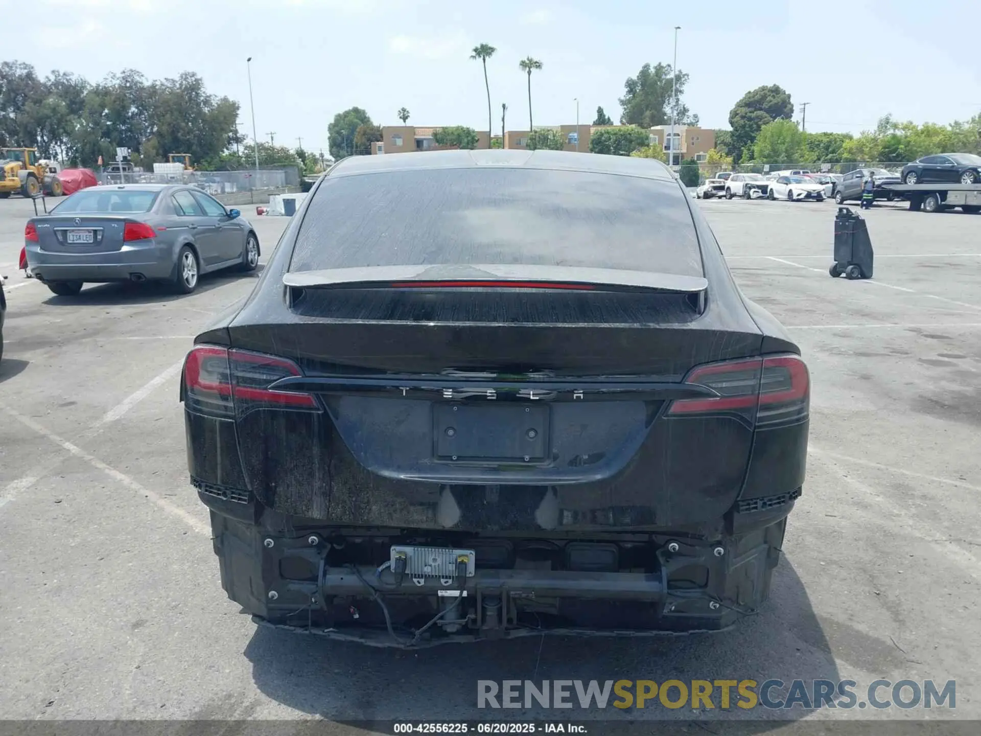 17 Photograph of a damaged car 7SAXCBE59PF395428 TESLA MODEL X 2023