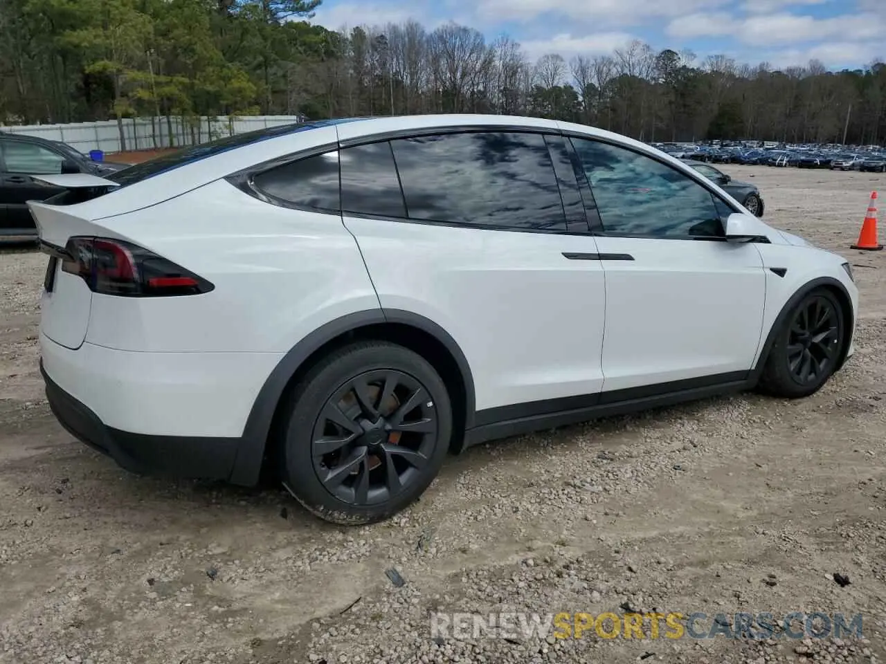 3 Photograph of a damaged car 7SAXCBE5XPF370425 TESLA MODEL X 2023
