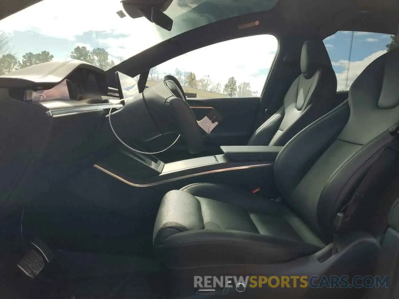 7 Photograph of a damaged car 7SAXCBE5XPF370425 TESLA MODEL X 2023