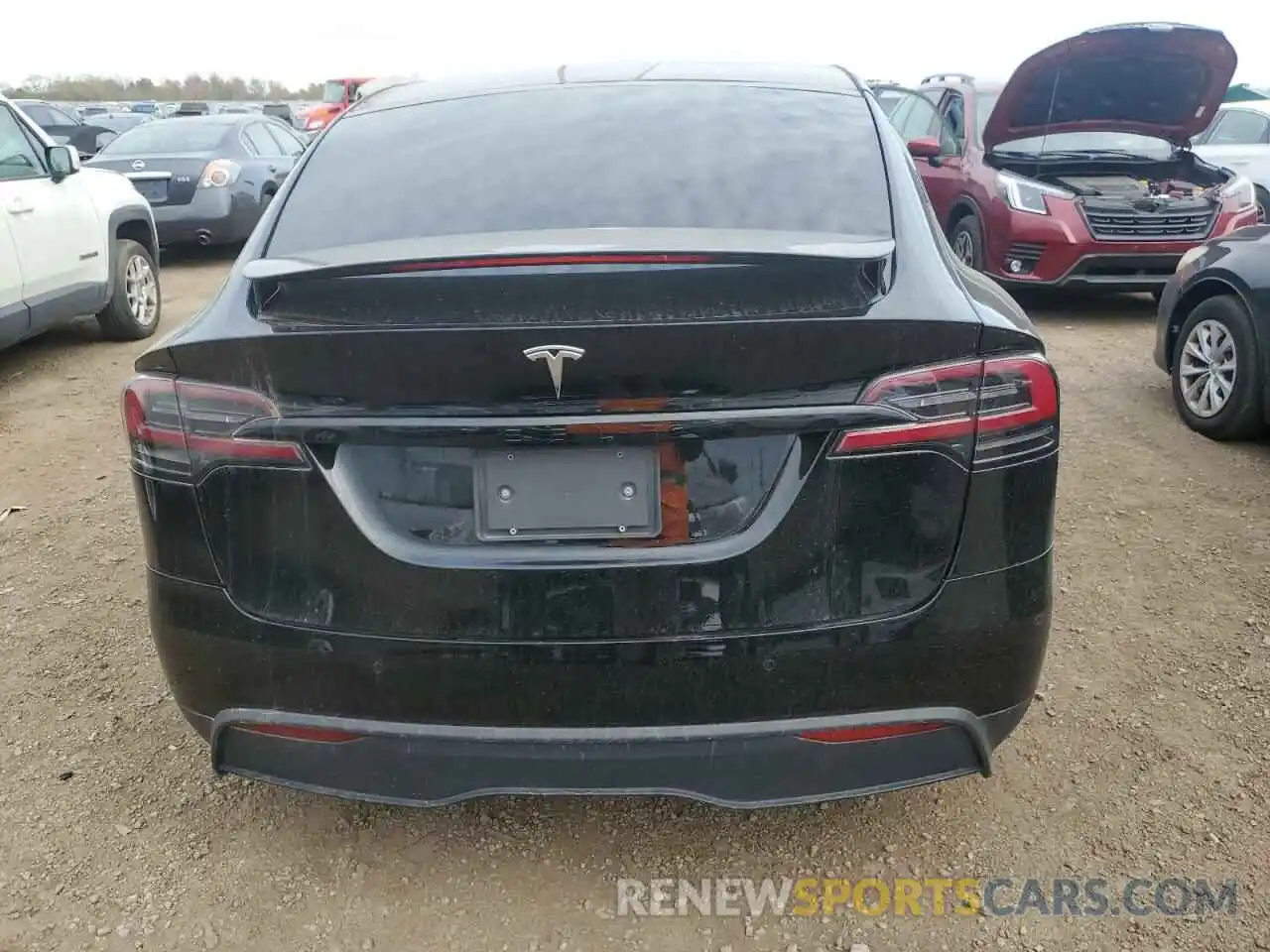 6 Photograph of a damaged car 7SAXCBE5XPF377102 TESLA MODEL X 2023