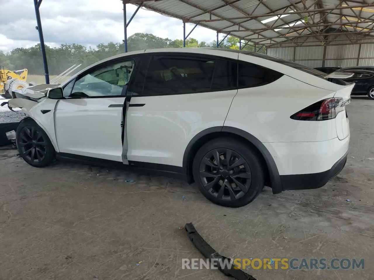 2 Photograph of a damaged car 7SAXCBE5XPF378671 TESLA MODEL X 2023