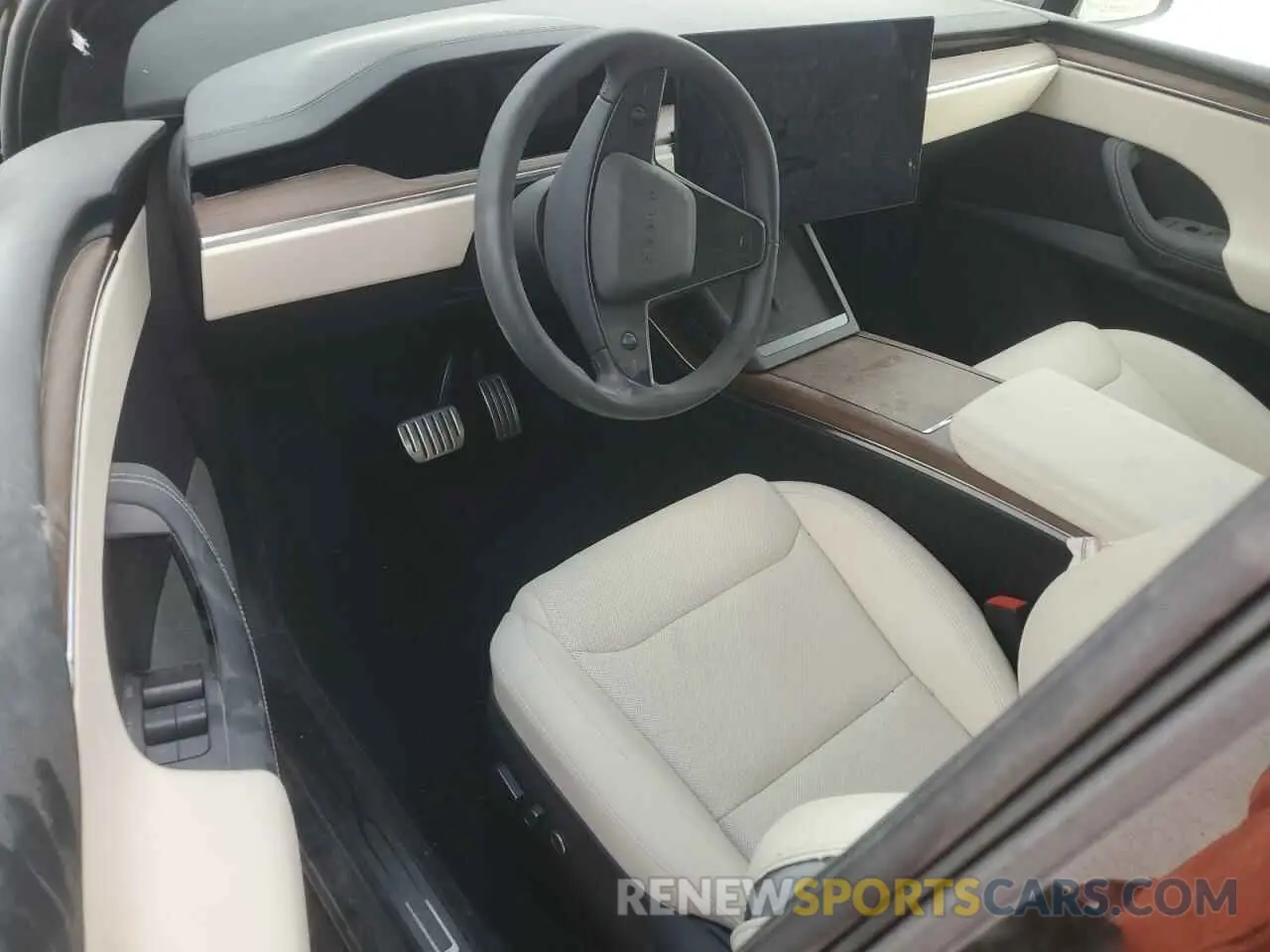 8 Photograph of a damaged car 7SAXCBE5XPF399262 TESLA MODEL X 2023