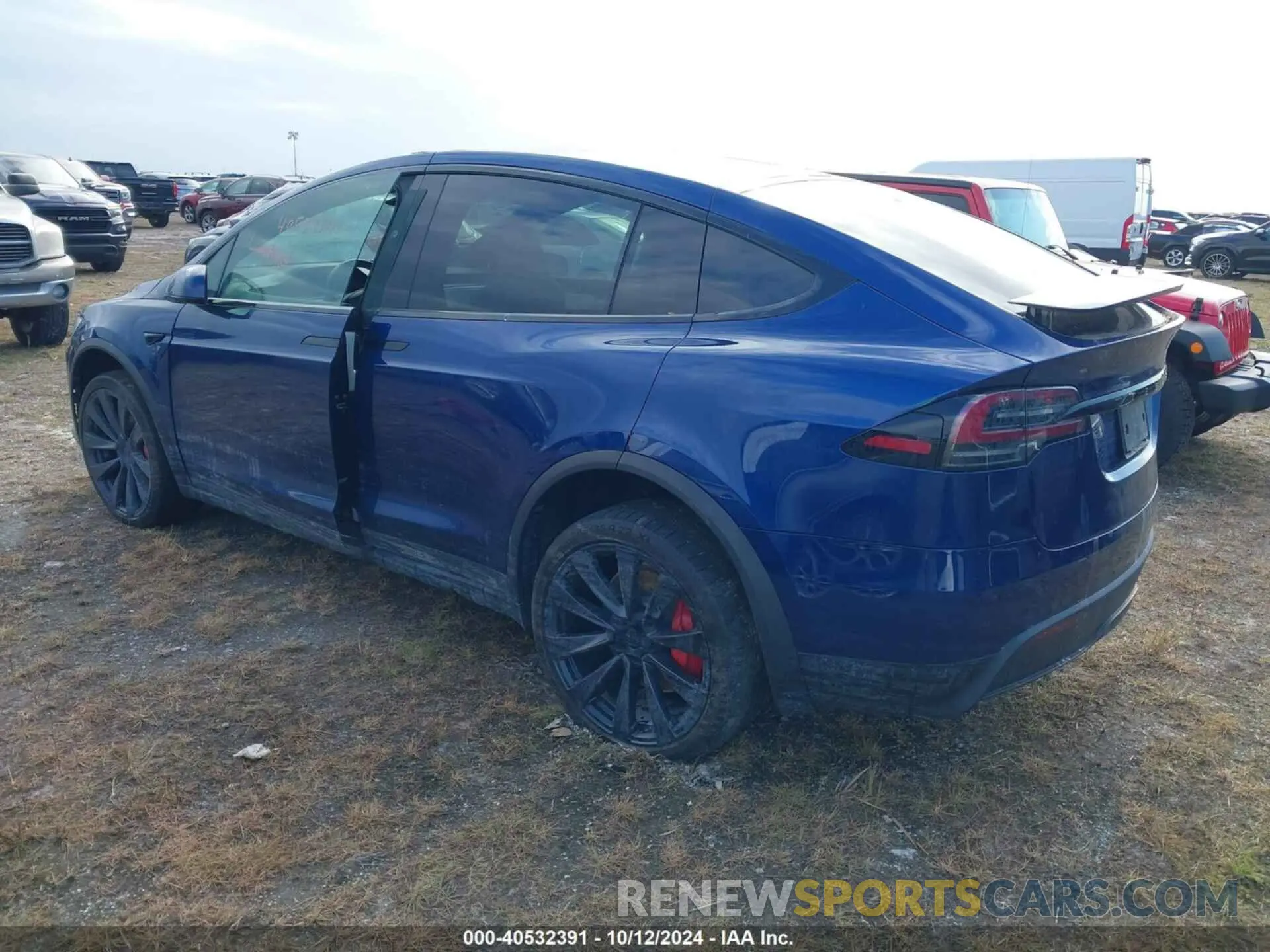 3 Photograph of a damaged car 7SAXCBE60PF386982 TESLA MODEL X 2023