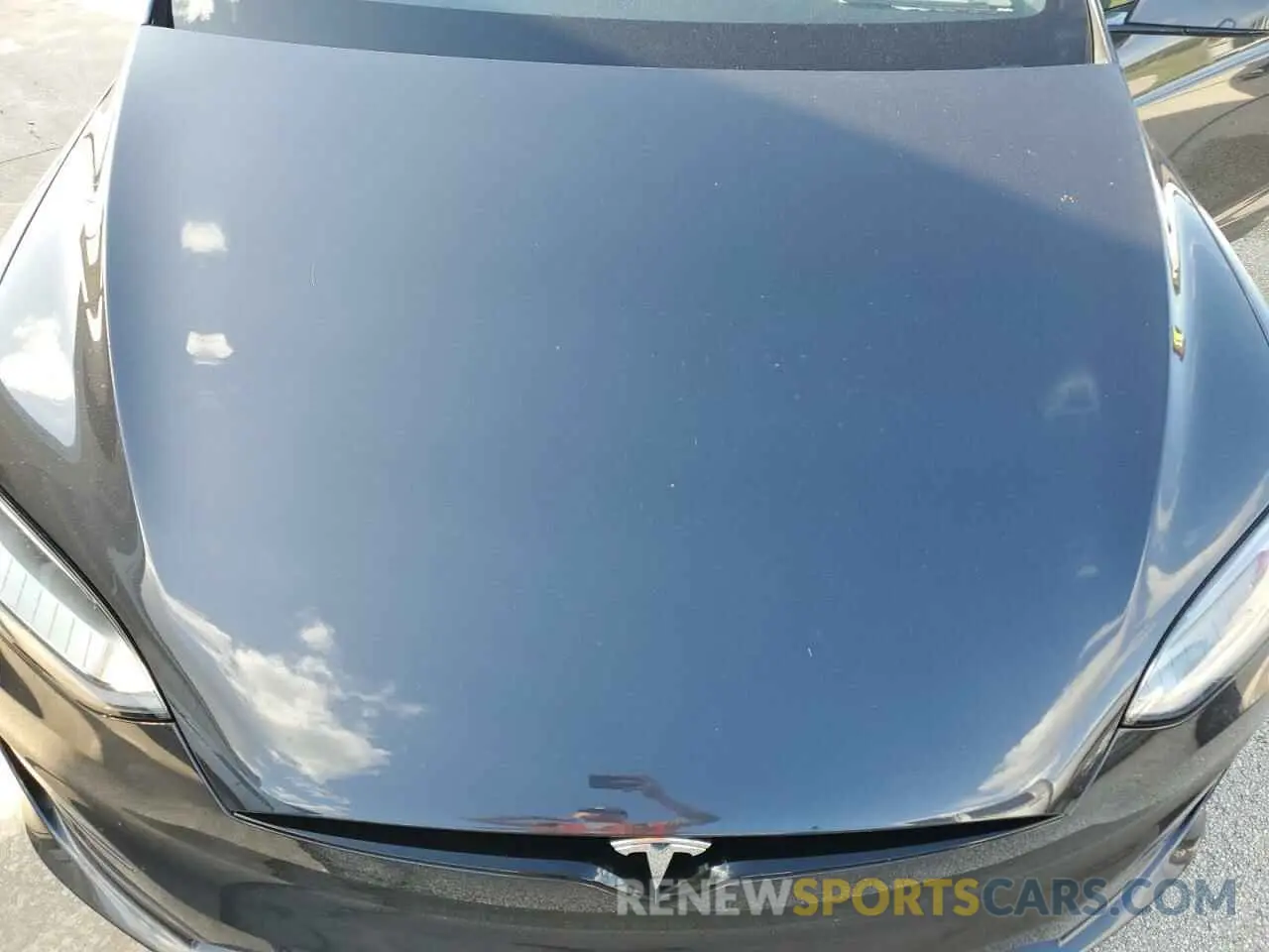 12 Photograph of a damaged car 7SAXCBE60PF423769 TESLA MODEL X 2023