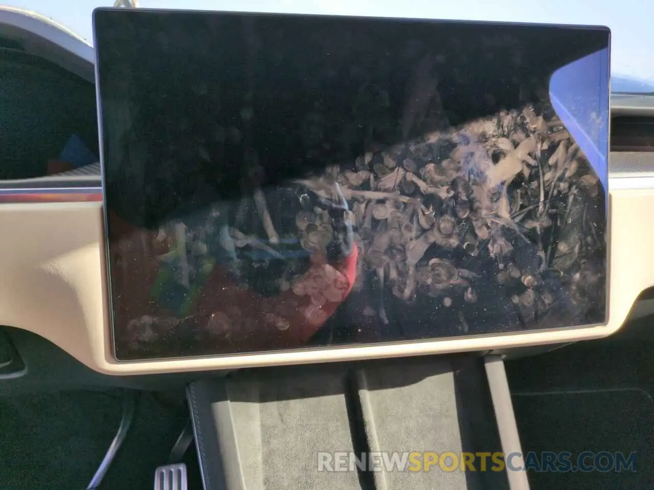 9 Photograph of a damaged car 7SAXCBE60PF423769 TESLA MODEL X 2023