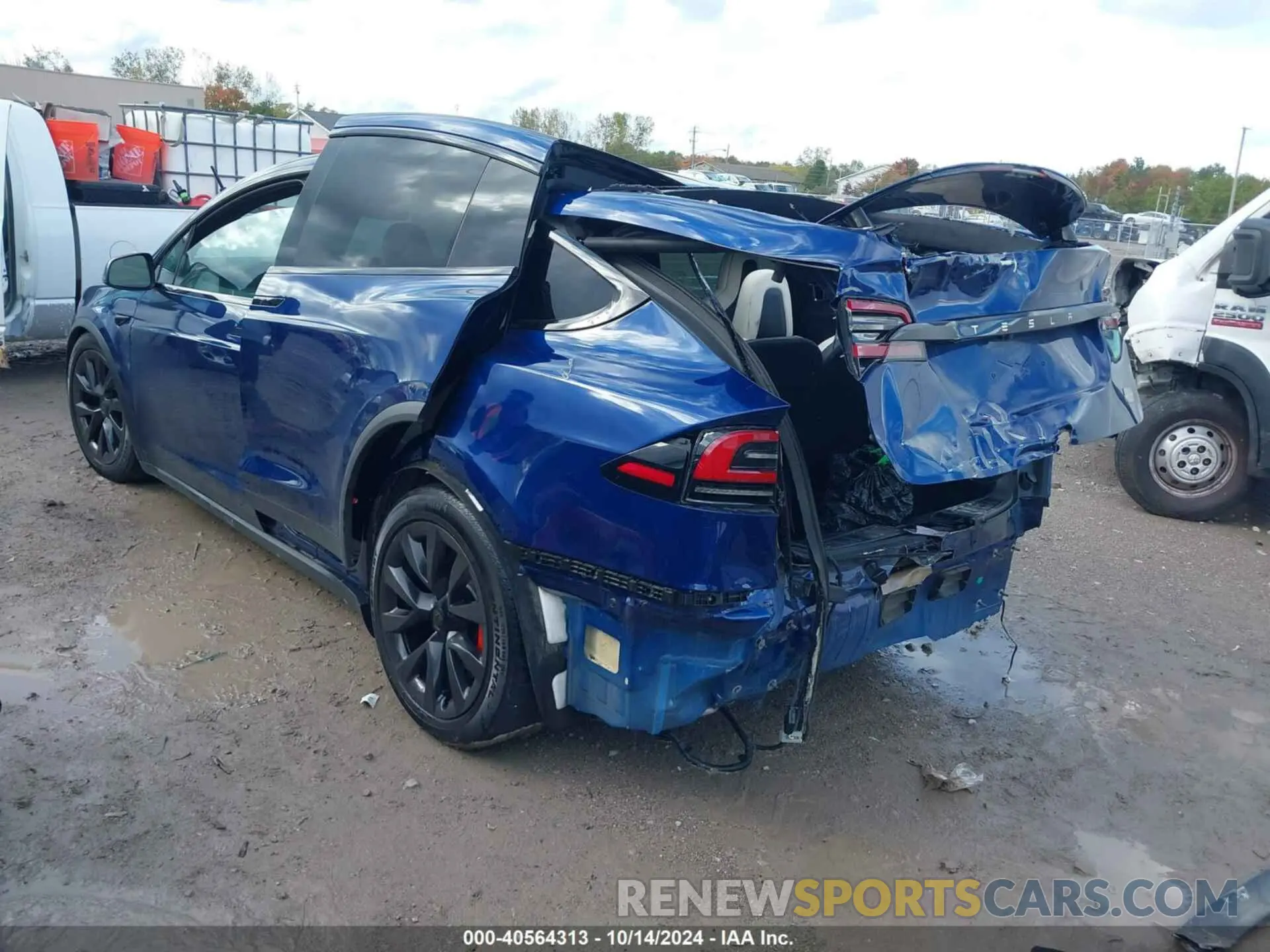 3 Photograph of a damaged car 7SAXCBE61PF418340 TESLA MODEL X 2023