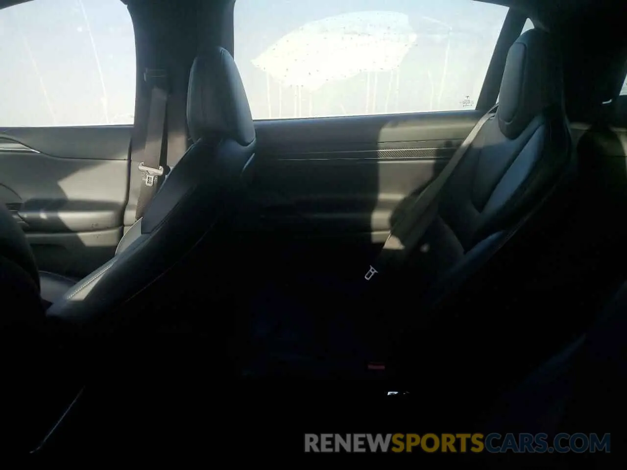 8 Photograph of a damaged car 7SAXCBE62PF384618 TESLA MODEL X 2023
