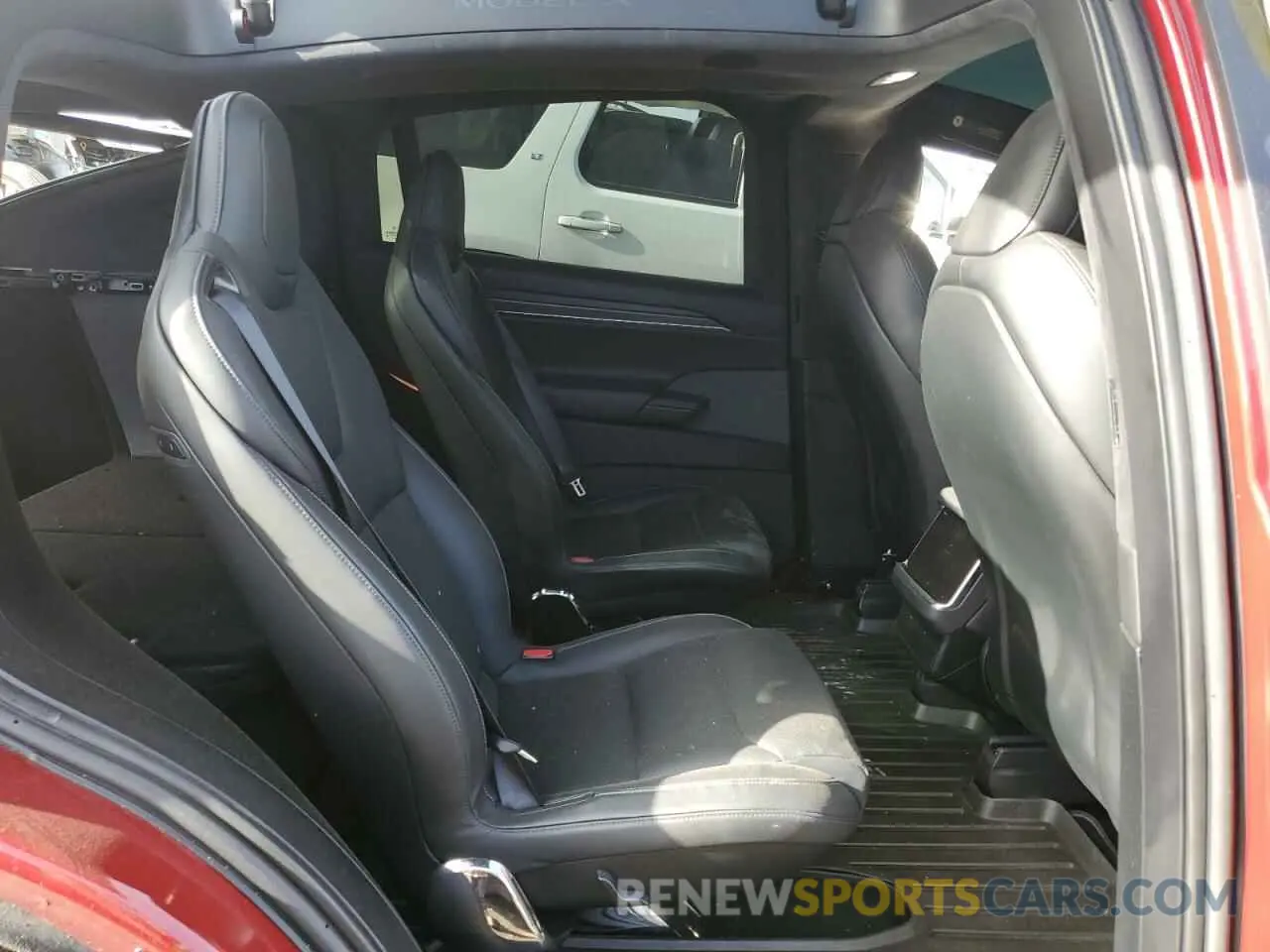 11 Photograph of a damaged car 7SAXCBE62PF427287 TESLA MODEL X 2023