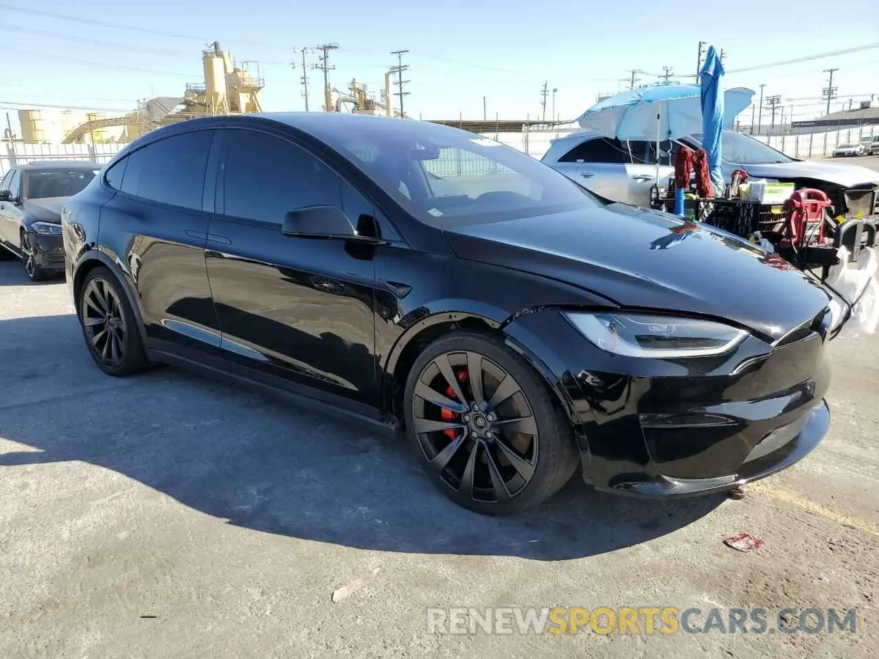 4 Photograph of a damaged car 7SAXCBE65PF418874 TESLA MODEL X 2023