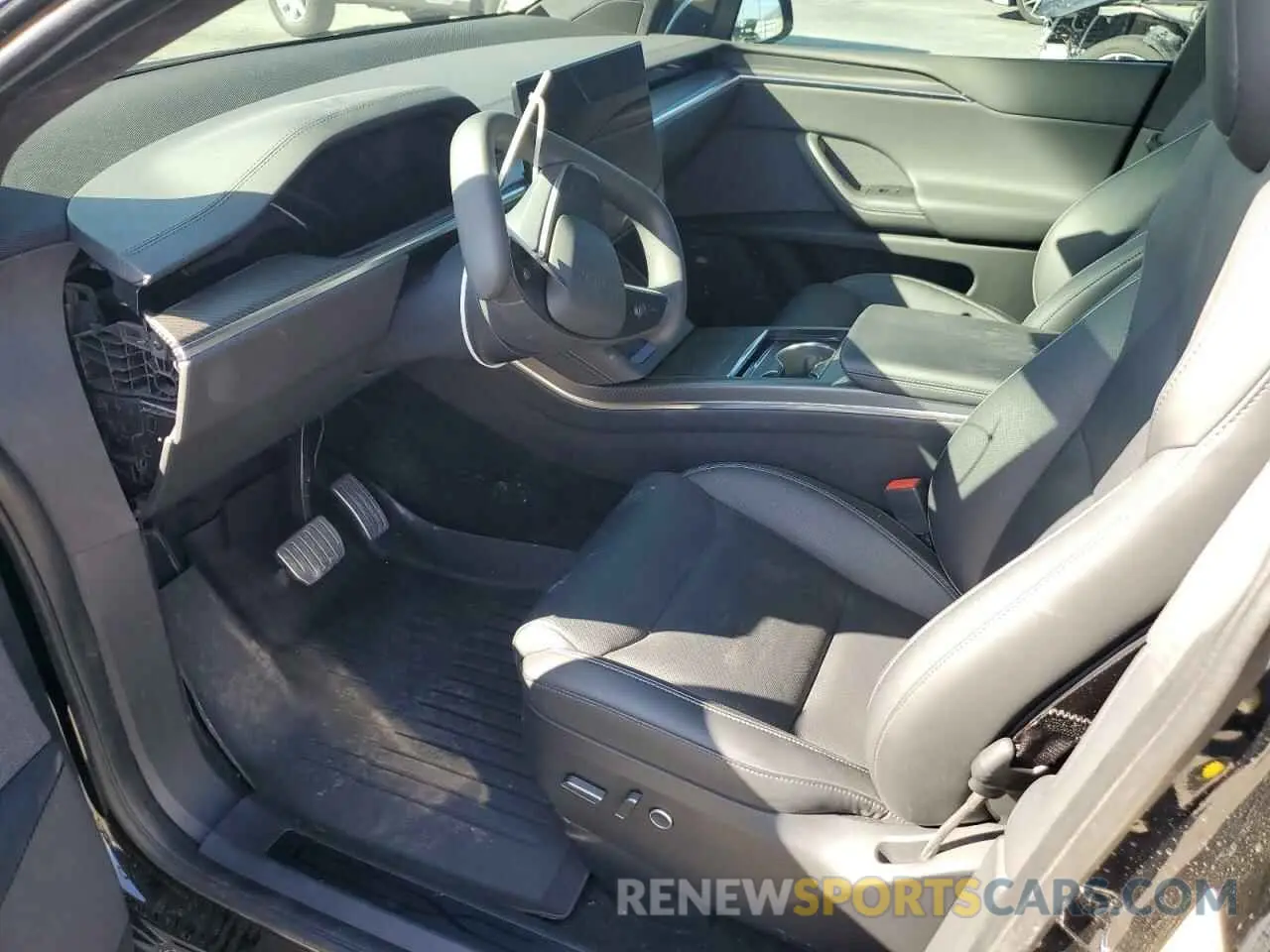 7 Photograph of a damaged car 7SAXCBE65PF418874 TESLA MODEL X 2023