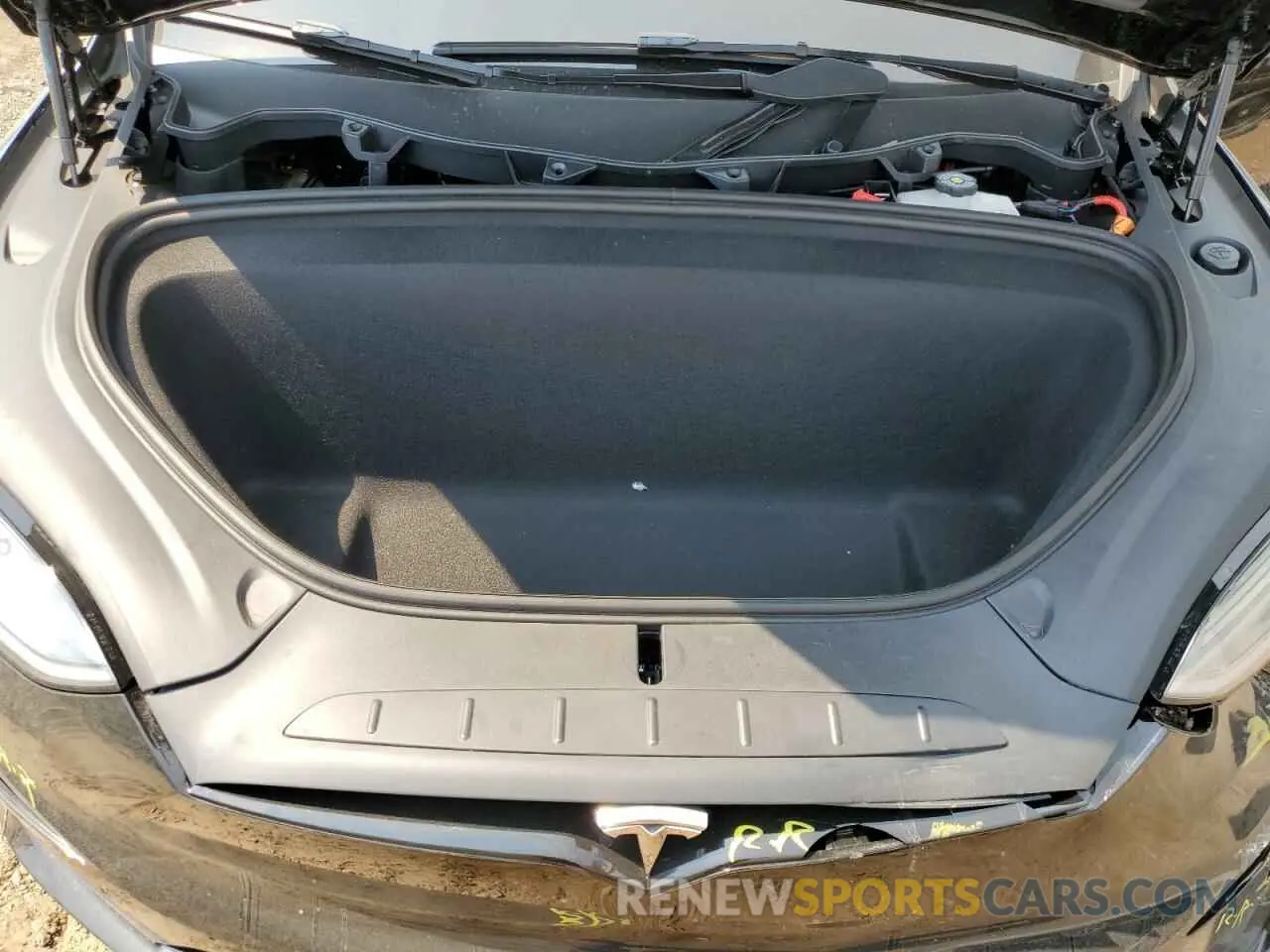 12 Photograph of a damaged car 7SAXCBE65PF430023 TESLA MODEL X 2023