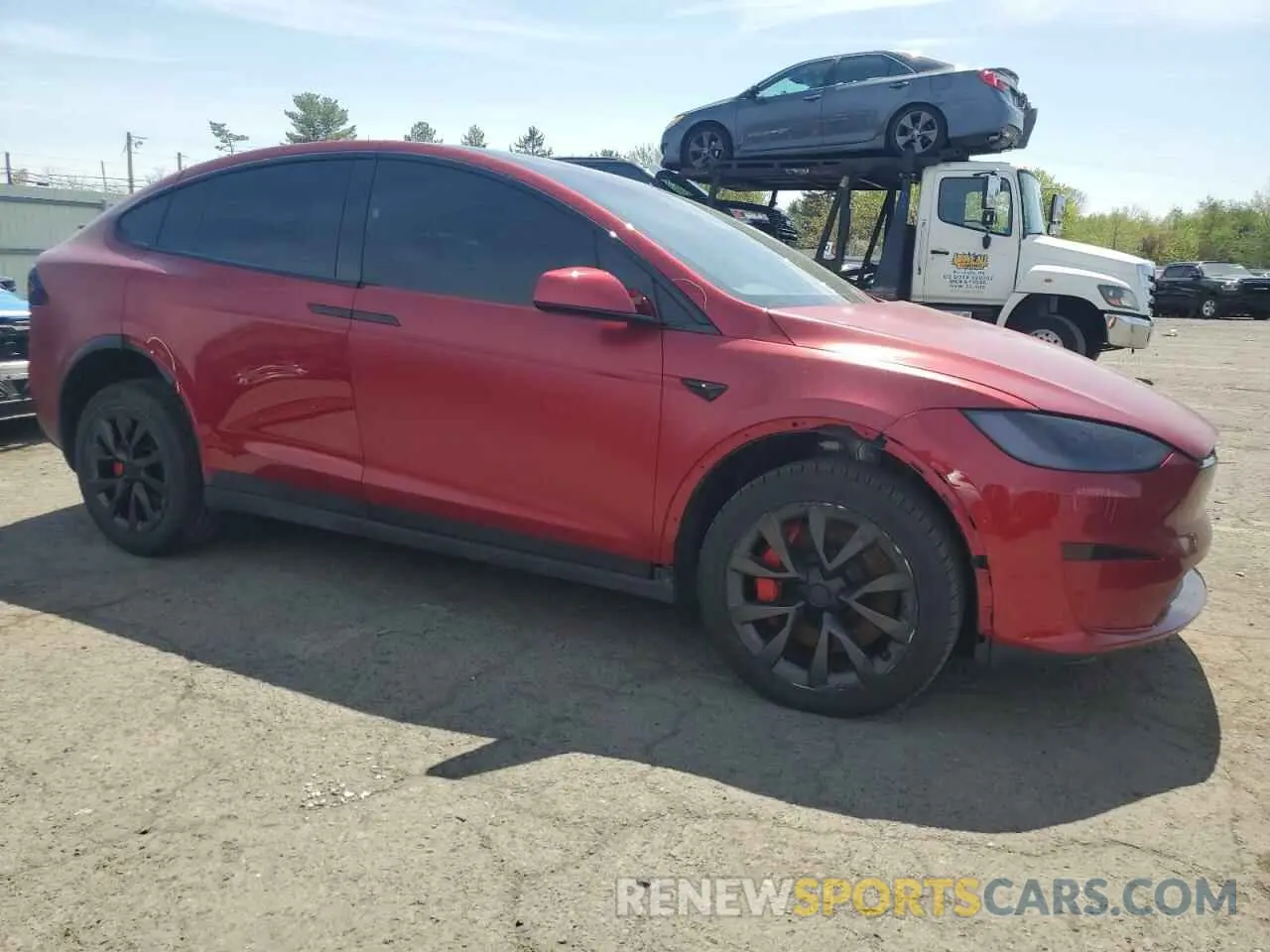 4 Photograph of a damaged car 7SAXCBE66PF427020 TESLA MODEL X 2023