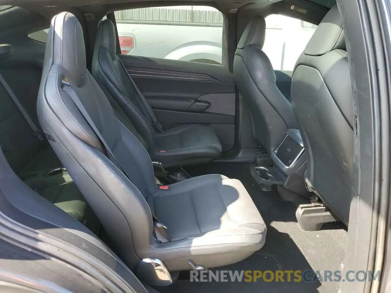 11 Photograph of a damaged car 7SAXCBE6XPF373186 TESLA MODEL X 2023