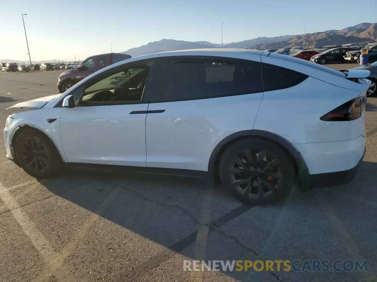 2 Photograph of a damaged car 7SAXCBE6XPF395804 TESLA MODEL X 2023