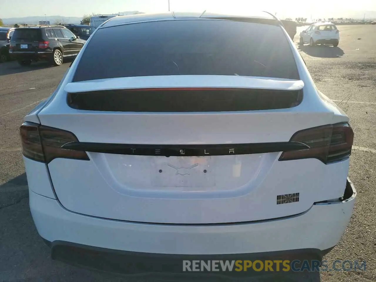 6 Photograph of a damaged car 7SAXCBE6XPF395804 TESLA MODEL X 2023
