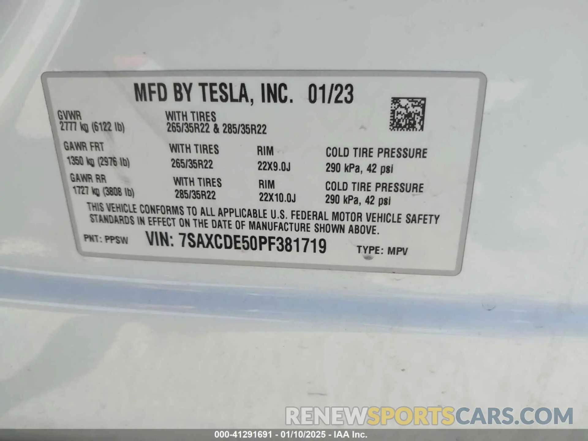 9 Photograph of a damaged car 7SAXCDE50PF381719 TESLA MODEL X 2023
