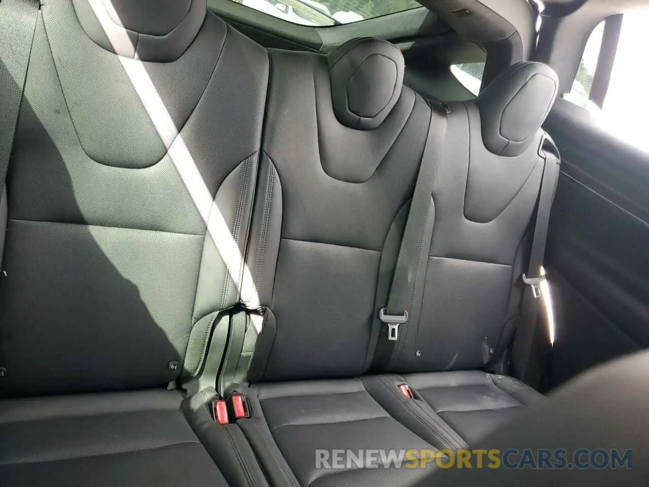 10 Photograph of a damaged car 7SAXCDE50PF417358 TESLA MODEL X 2023