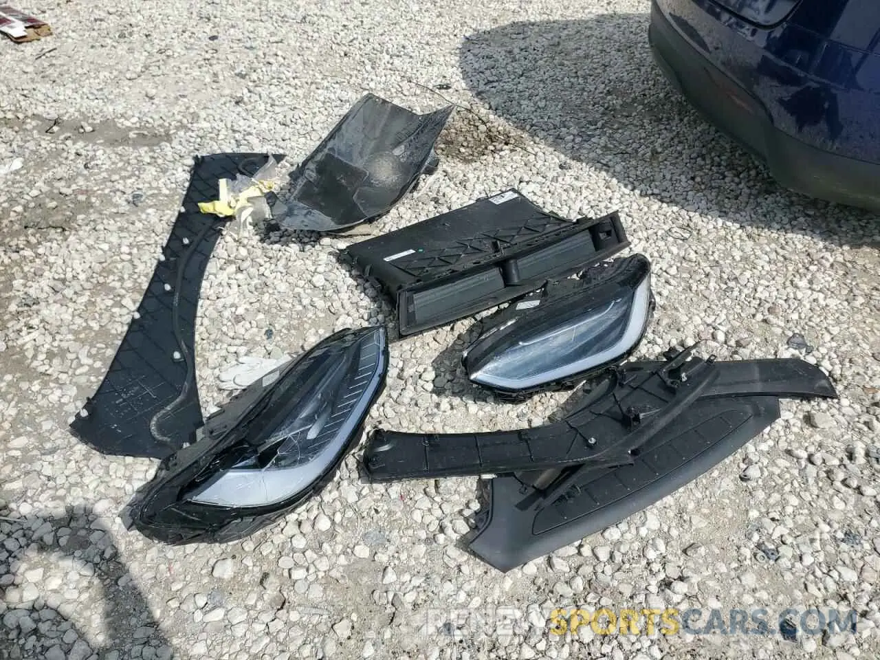 12 Photograph of a damaged car 7SAXCDE50PF417358 TESLA MODEL X 2023