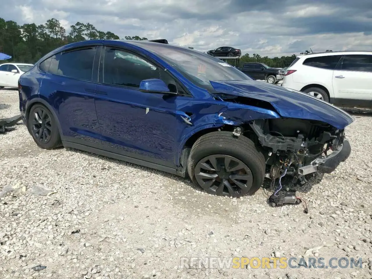4 Photograph of a damaged car 7SAXCDE50PF417358 TESLA MODEL X 2023