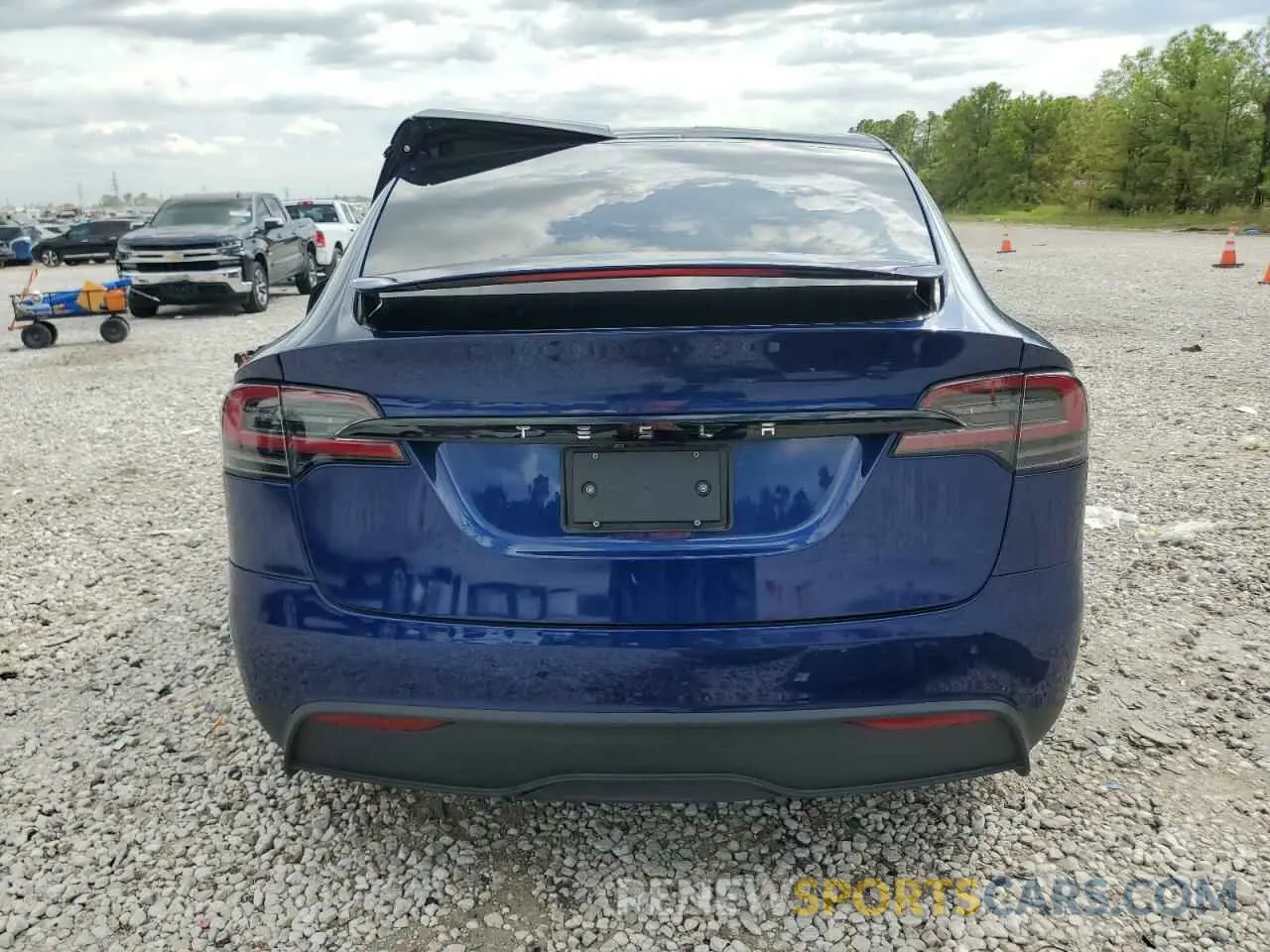 6 Photograph of a damaged car 7SAXCDE50PF417358 TESLA MODEL X 2023