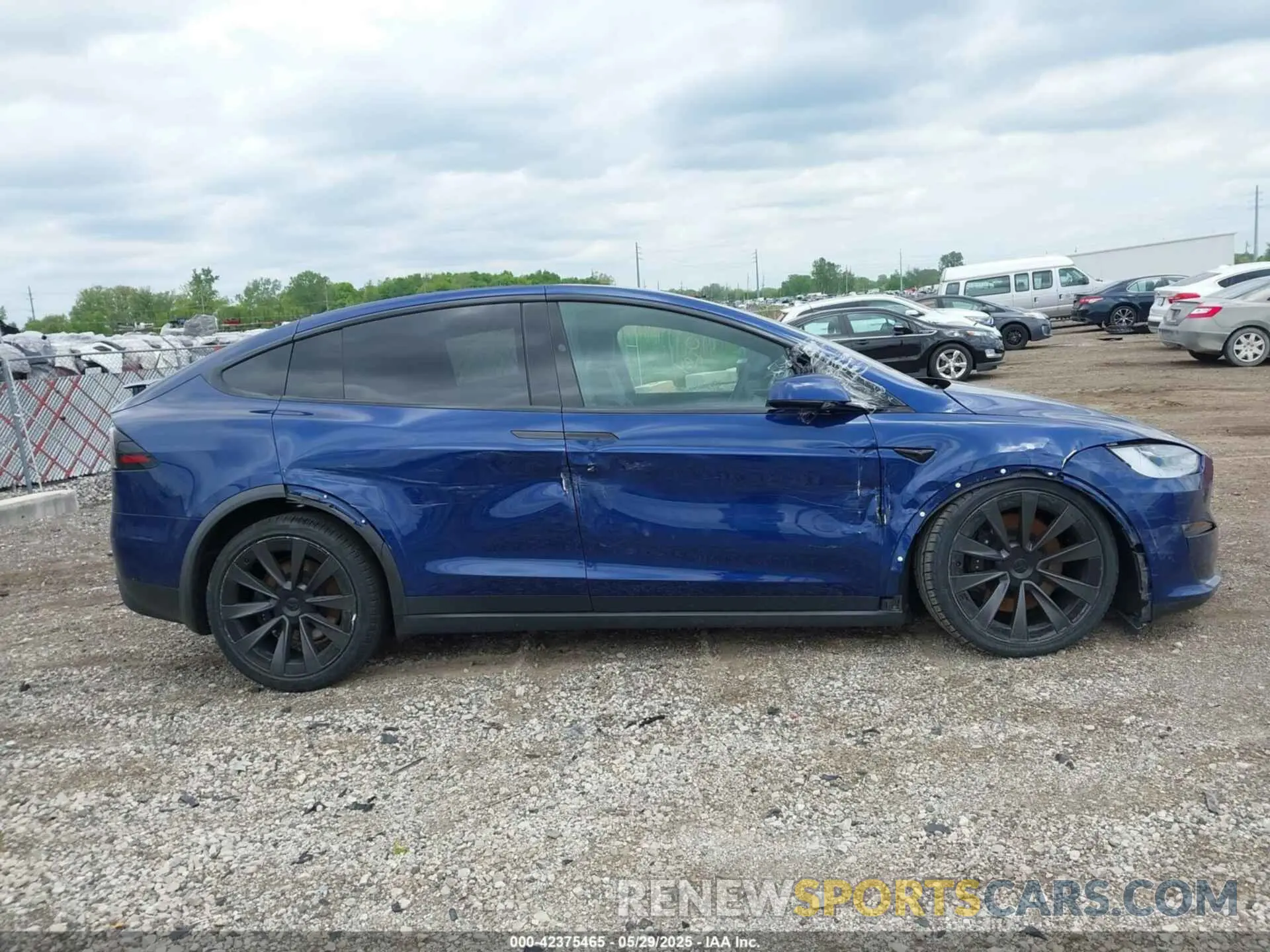 12 Photograph of a damaged car 7SAXCDE51PF404702 TESLA MODEL X 2023