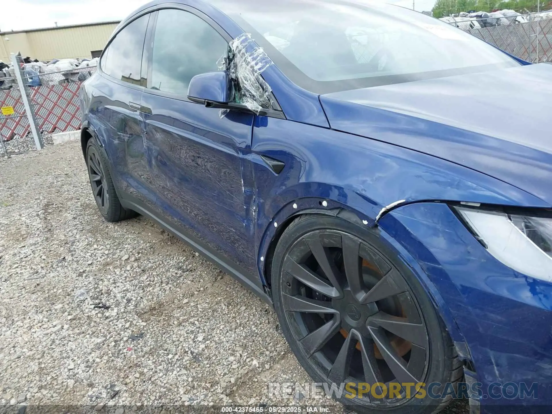 6 Photograph of a damaged car 7SAXCDE51PF404702 TESLA MODEL X 2023