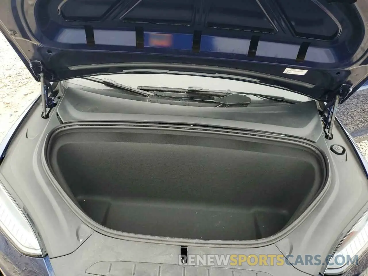 13 Photograph of a damaged car 7SAXCDE51PF415778 TESLA MODEL X 2023