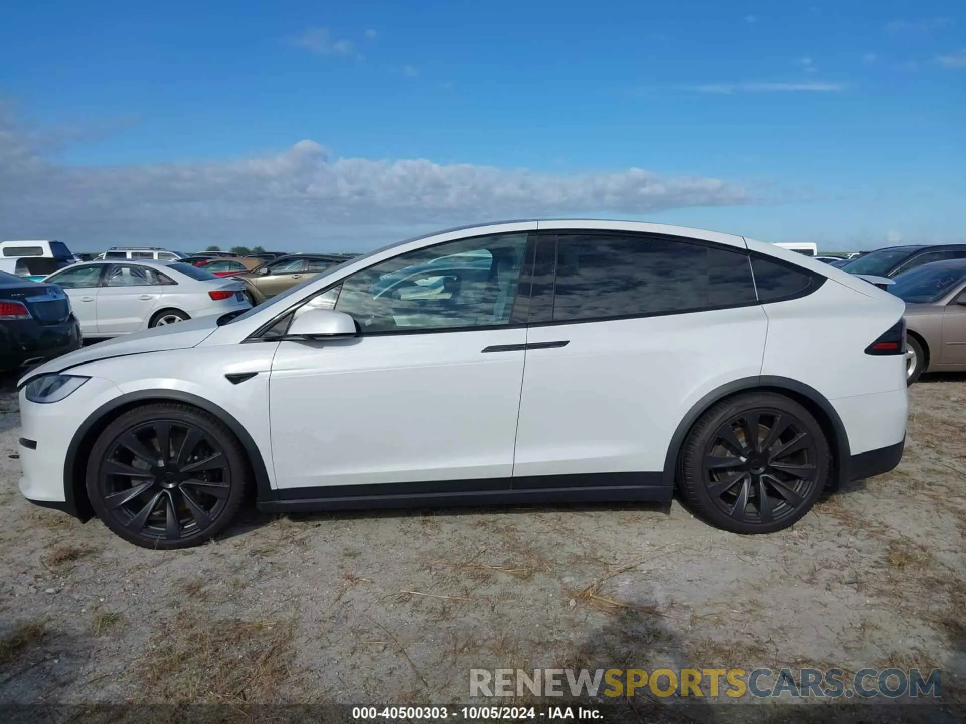 14 Photograph of a damaged car 7SAXCDE51PF424917 TESLA MODEL X 2023