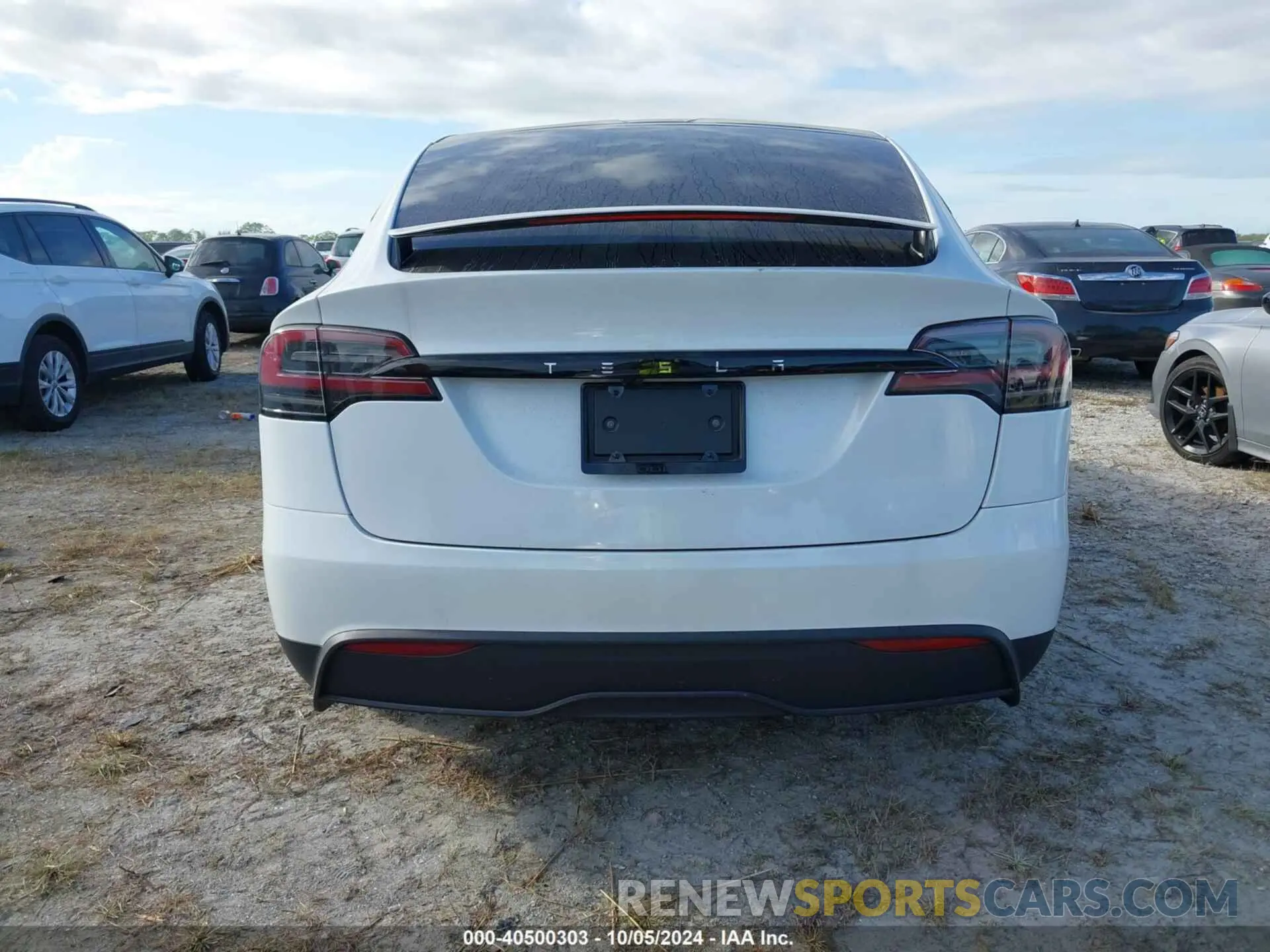 16 Photograph of a damaged car 7SAXCDE51PF424917 TESLA MODEL X 2023