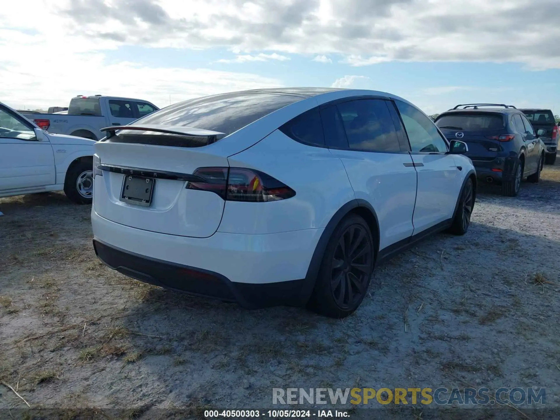 4 Photograph of a damaged car 7SAXCDE51PF424917 TESLA MODEL X 2023
