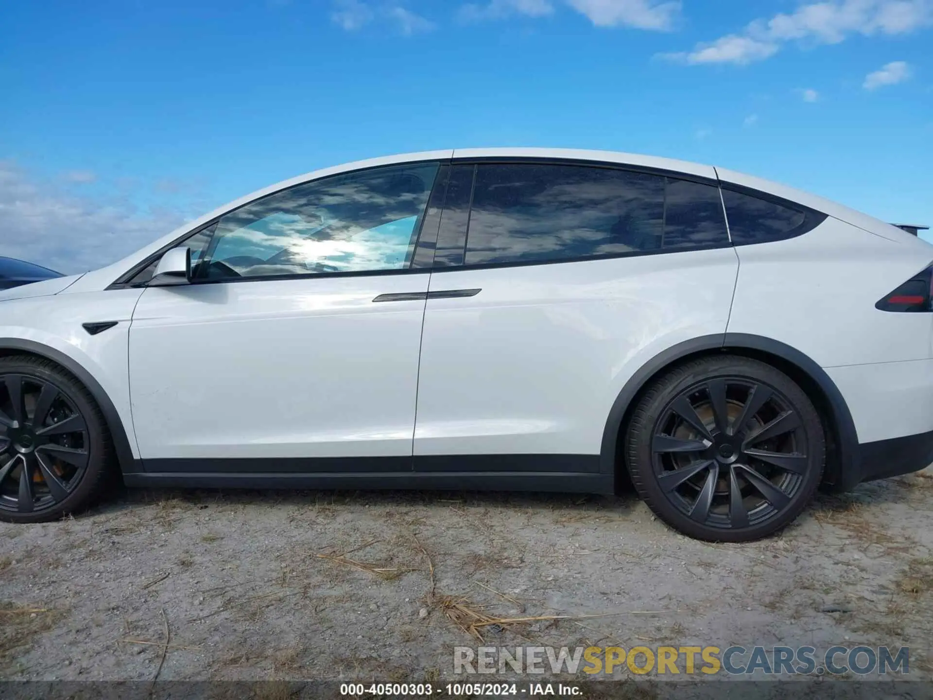 6 Photograph of a damaged car 7SAXCDE51PF424917 TESLA MODEL X 2023