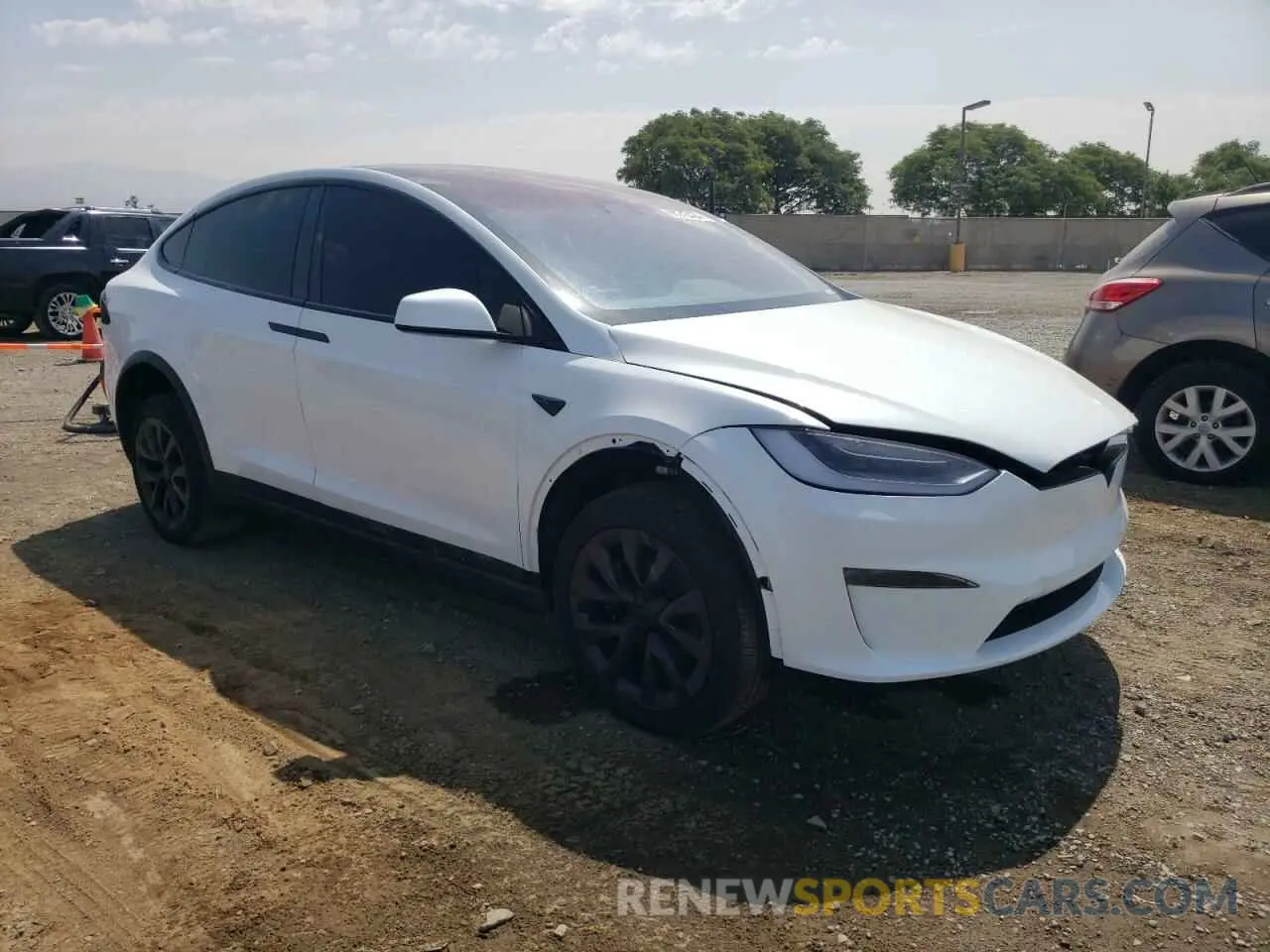 4 Photograph of a damaged car 7SAXCDE52PF401145 TESLA MODEL X 2023