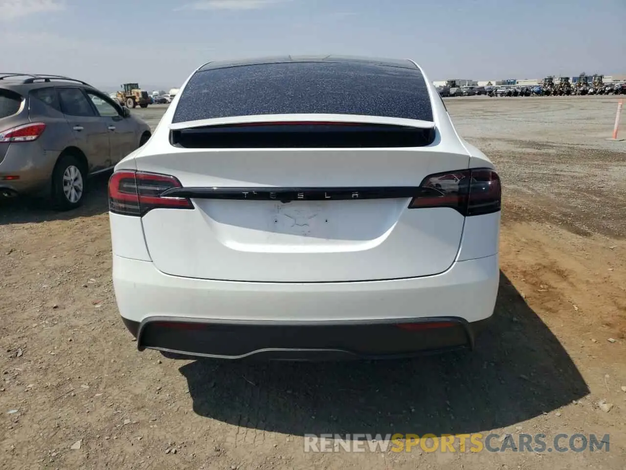 6 Photograph of a damaged car 7SAXCDE52PF401145 TESLA MODEL X 2023
