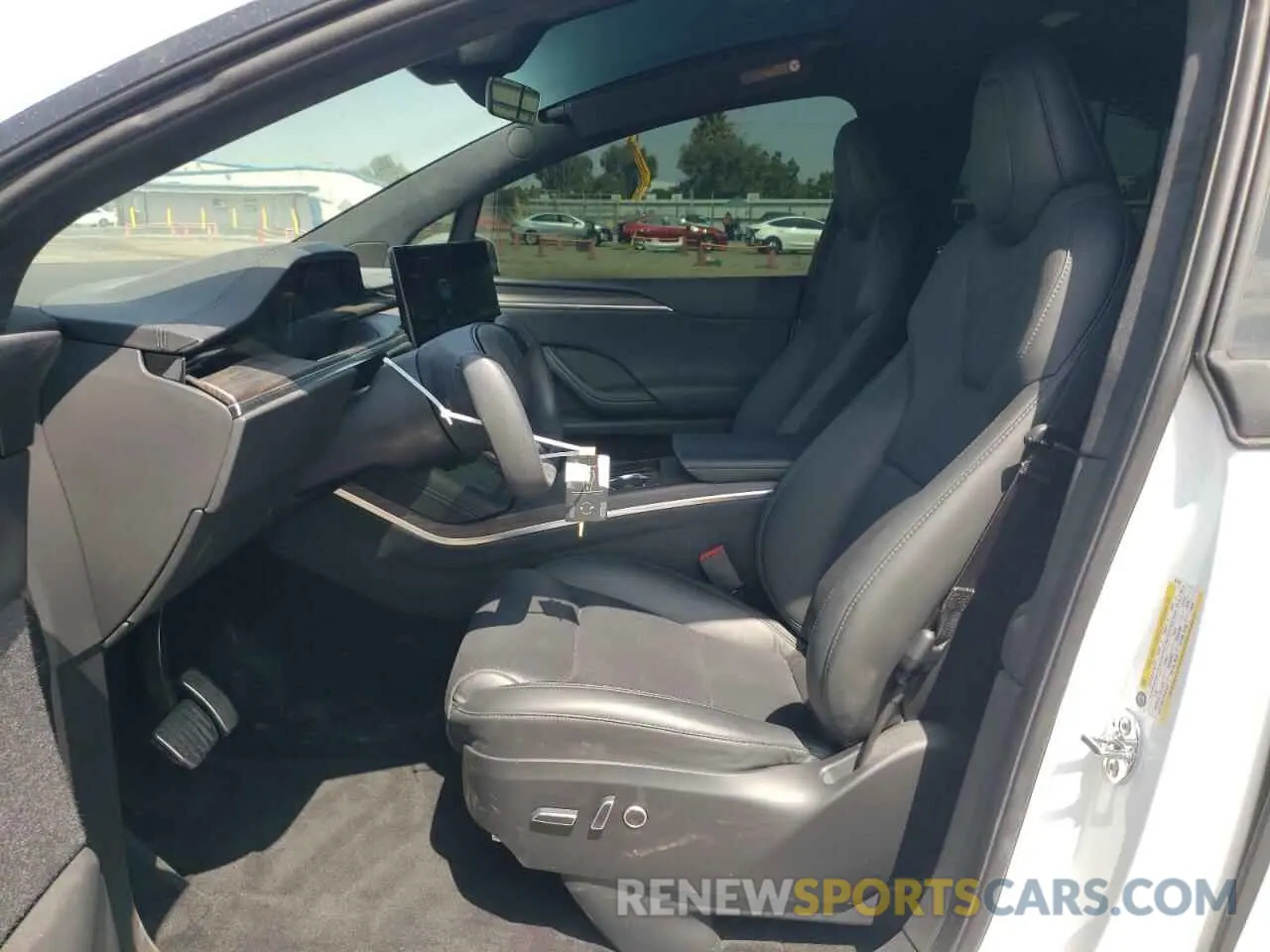 7 Photograph of a damaged car 7SAXCDE52PF401145 TESLA MODEL X 2023
