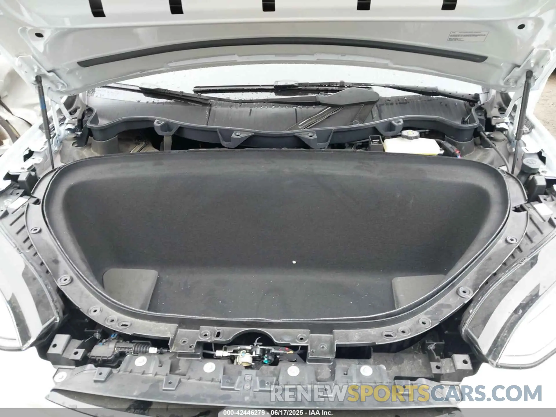 10 Photograph of a damaged car 7SAXCDE52PF404062 TESLA MODEL X 2023