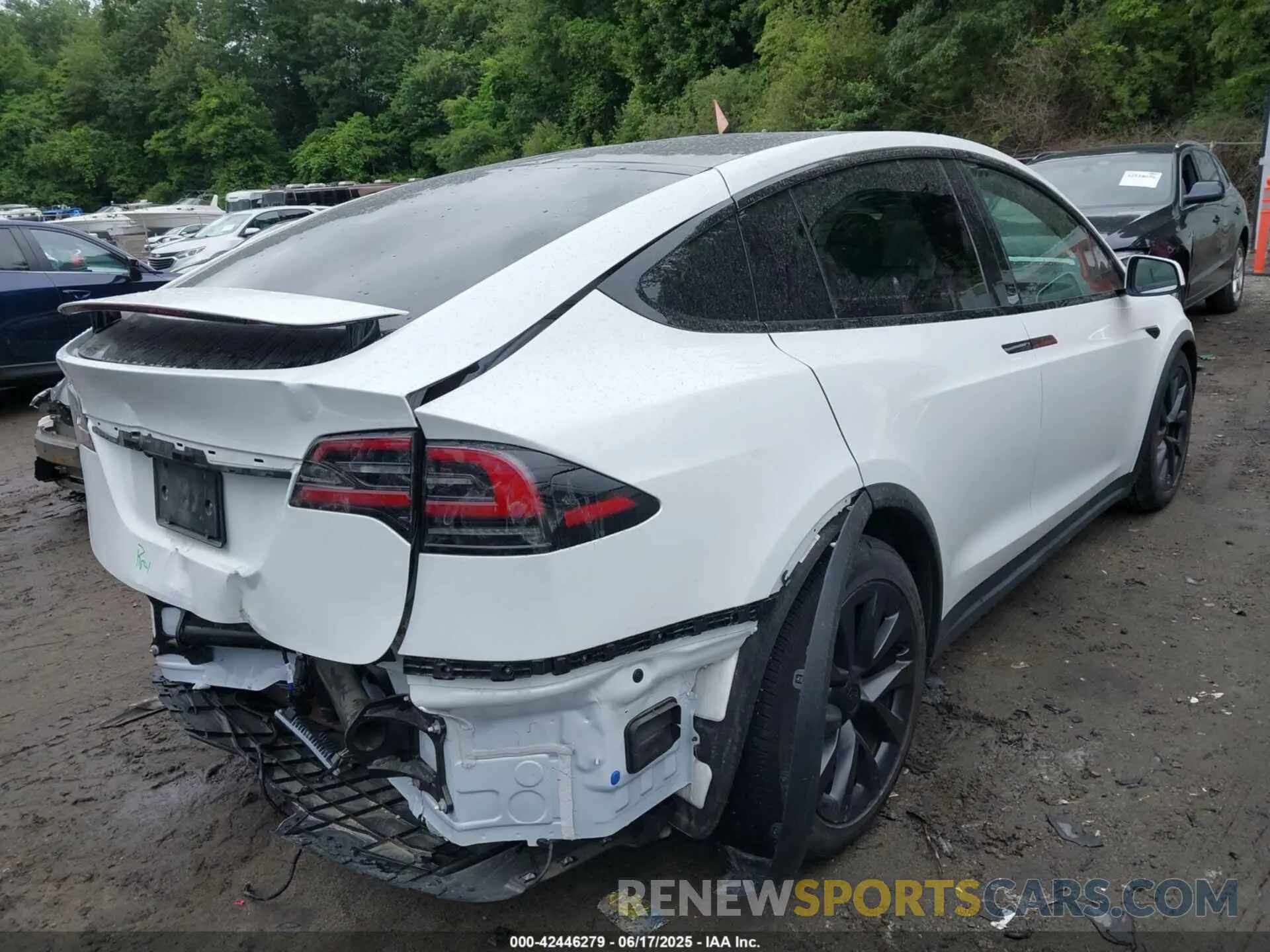 4 Photograph of a damaged car 7SAXCDE52PF404062 TESLA MODEL X 2023