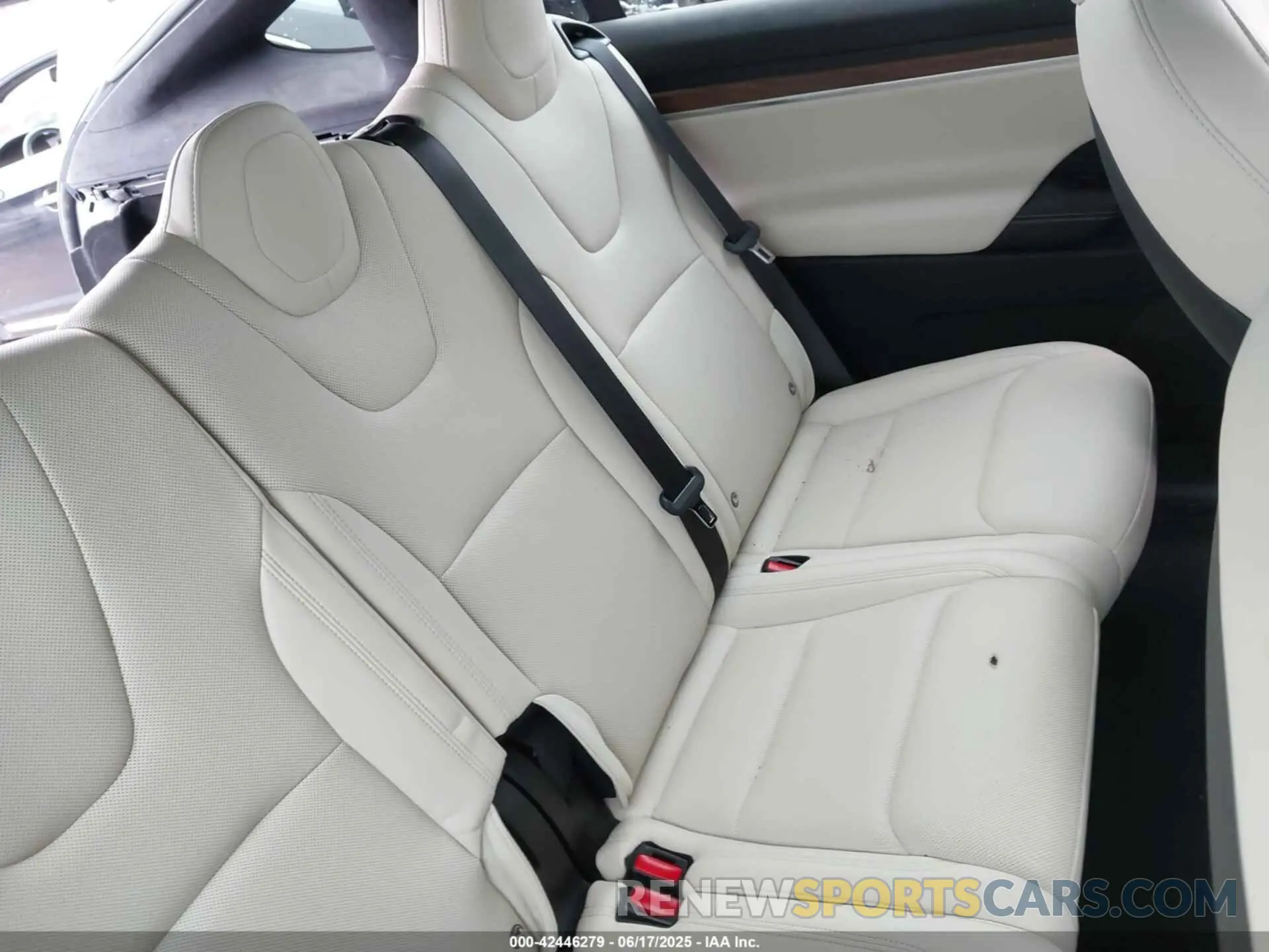 8 Photograph of a damaged car 7SAXCDE52PF404062 TESLA MODEL X 2023