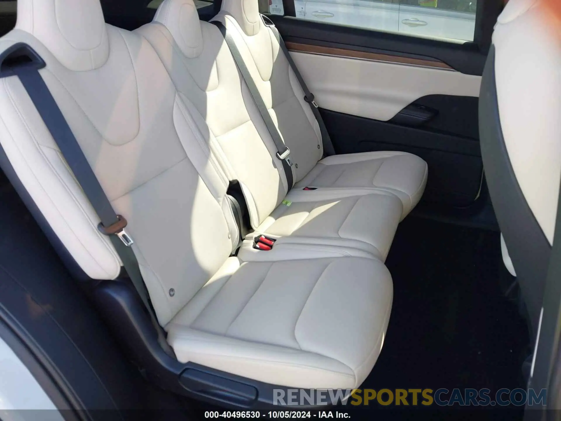 8 Photograph of a damaged car 7SAXCDE53PF400103 TESLA MODEL X 2023