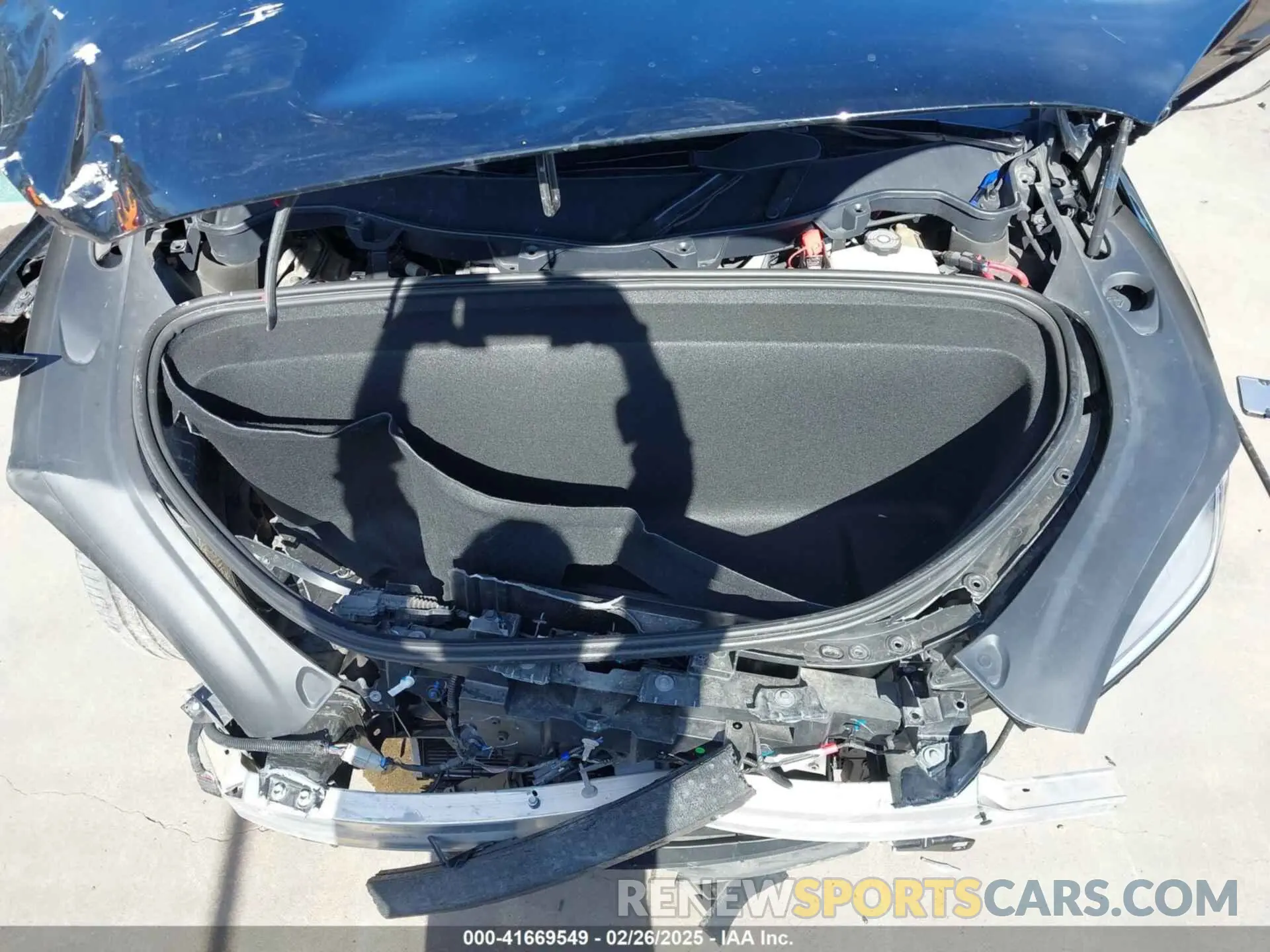 10 Photograph of a damaged car 7SAXCDE55PF387015 TESLA MODEL X 2023